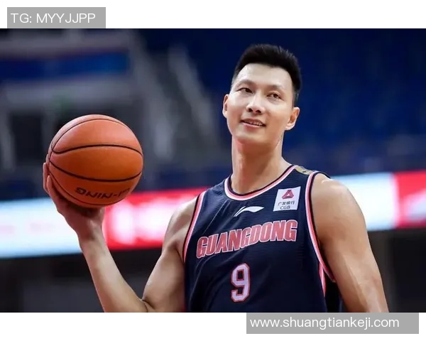 易建联:从篮球场上的传奇到人生舞台的多元发展之路